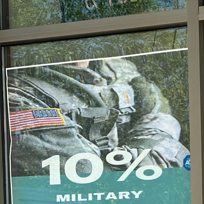 10% military discount signage at KYM Amen Drycleaners